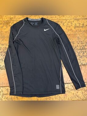Nike Black Long-Sleeve Performance Top with Gray Piping